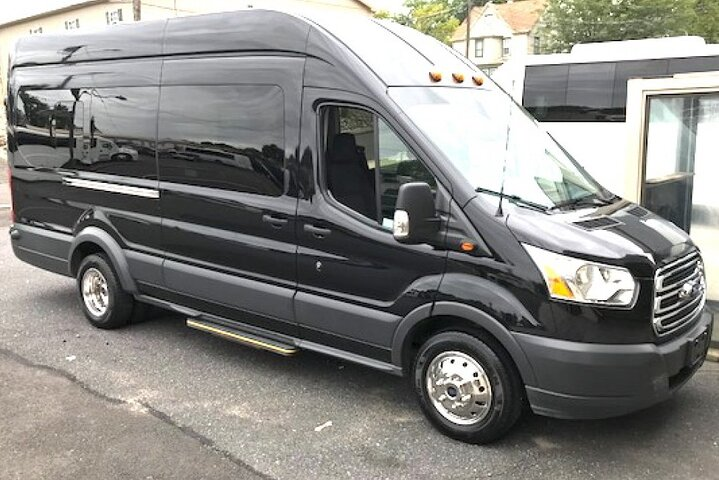 Private Airport Sprinter Transfer JFK & LGA to NYC One Way  - Photo 1 of 7